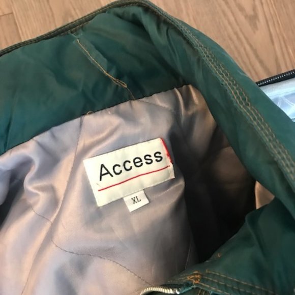 Green Jacket - Picture 3 of 3